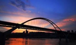 重庆长江大桥爆料视频播放,网友热议桥梁风采